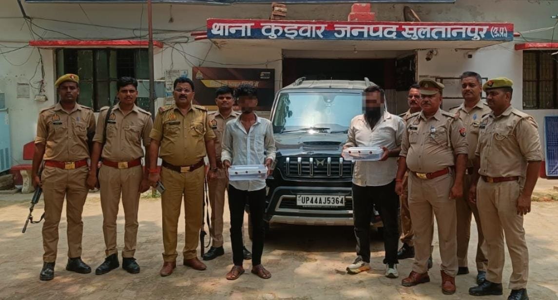 कुड़वार में असलहा तस्करी का भंडाफोड़,पिस्टल,दो कट्टे,कारतूस व स्कॉर्पियो समेत दो तस्कर गिरफ्तार*